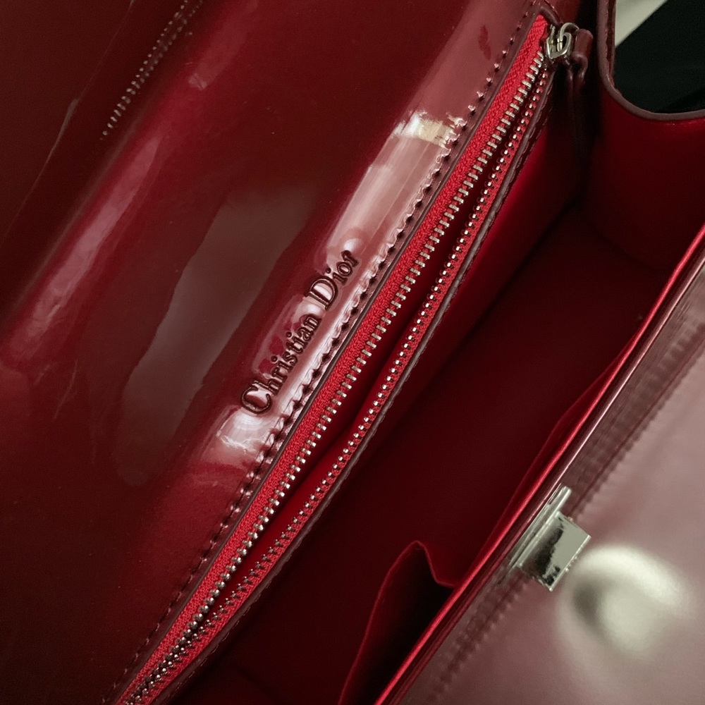 Handbag - Picture 3 of 3